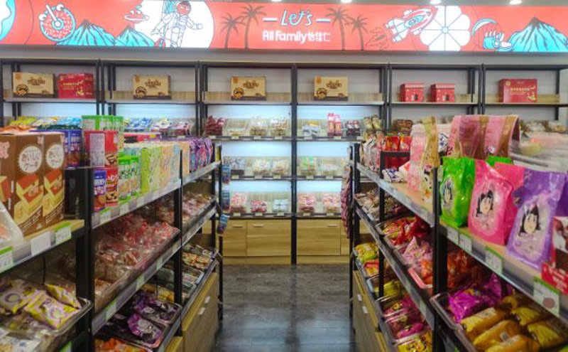 渝中区春荷纪百货店：时尚购物新地标